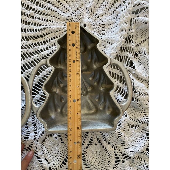 Rare Martha Stewart 3D Woodland Christmas Tree Cake Pan Mold - Picture 8 of 9